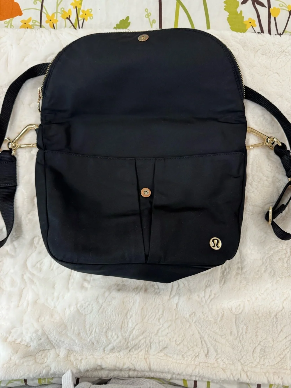 Lululemon Festival Black Crossbody Bag 5L - Picture 3 of 5